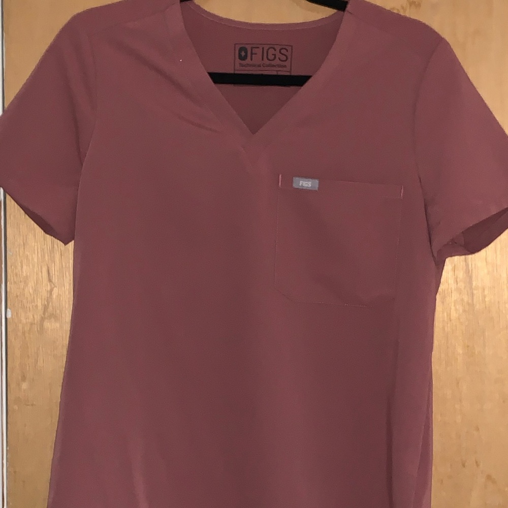 Figs Scrubs Set in Mauve